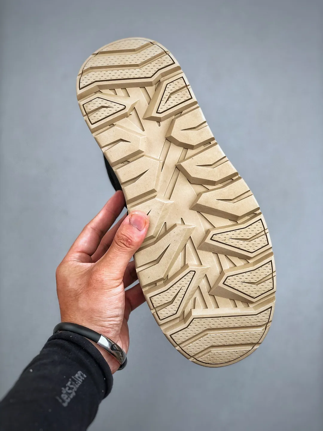 💰520 supports store G 2025 autumn and winter Timberland Timberland/Timberland classic high-top casual men's shoes, newly upgraded, Guangdong factory quality, original box and original packaging, the fabric is made of Italian top frosted cowhide, with anti-odor and anti-corrosion genuine leather latex insoles, giving you a perfect wearing experience. High-quality and durable, a must-have for men. Specialized in not looking handsome. High-quality, first-class foot feel. Exclusive supply. Size: 39-44 (standard size)